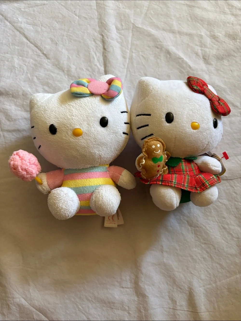Hello Kitty Twin Plush Set - White with Pastel Stripe & Red Plaid